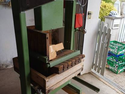 Hydraulische Obstpresse