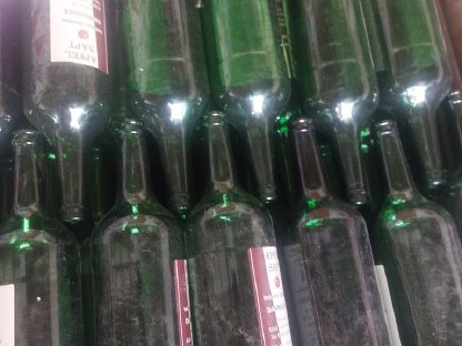 Bild 3:Grüne Saftflaschen 1 l - 1.600 Stk.