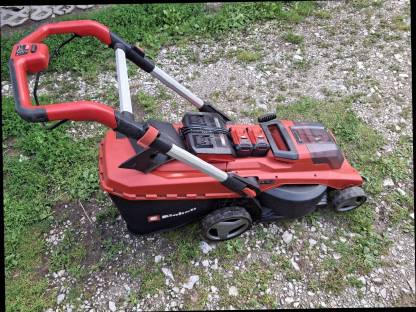 Bild 3:Akku-Rasenmäher