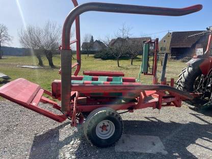 Bild 2:Kverneland UN7517