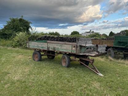 Bild 2:Anhänger Polisensky