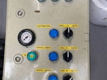 Bild 3:Rohrmelkanlage