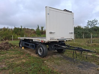 Kögl Anhänger mit Krone Plateau WAB