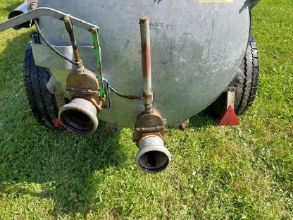 Bild 2:Güllefass Bauer 3.000 l
