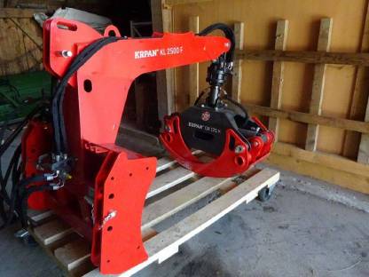 Bild 3:Rückezange Krpan KL2500, Heckanbau