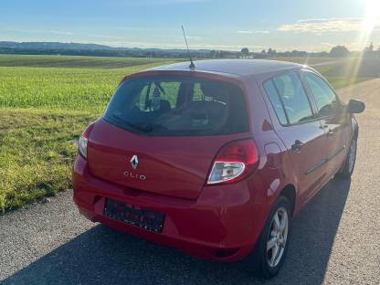 Bild 3:Renault Clio 1,2 16V Yahoo Edition