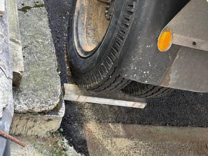 Bild 5:Planenanhänger