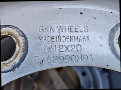 Bild 6:Komplett Räder