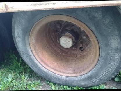 Bild 7:Tieflader Reifen 8.25 R15 / 7.50 R15