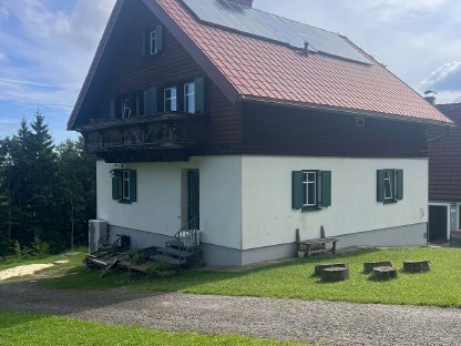 Haus mit Balkon, Garten & eigener Quelle – Puchenstuben (NÖ)