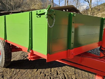 Bild 9:Schröck Anhänger 3-Seiten-Kipper, neu aufgebaut, 5 t