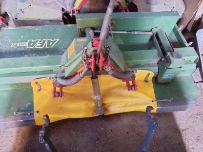 Bild 2:Krone Frontmähwerk AFA 283RS