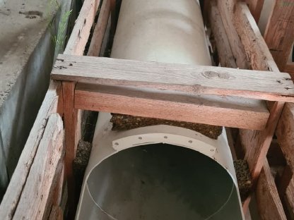 Bild 3:Claas Lexion:Entlerrohr mit Rohrbogen