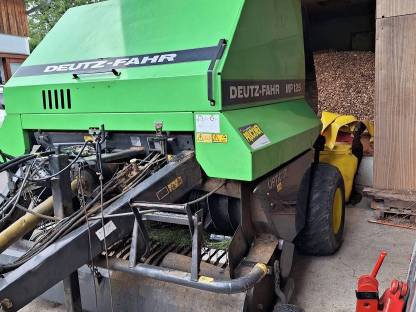 DEUTZ-FAHR MP 125