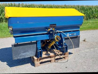 Bild 2:Düngerstreuer Bogballe M2 Quadro 1.800 l