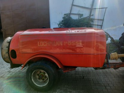 Bild 2:Lochmann Gebläse Spritze 1.500 l