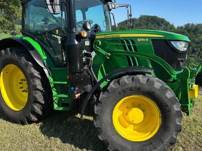 John Deere 6130R