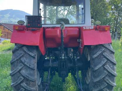 Steyr 8080