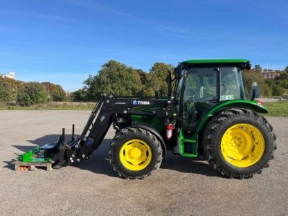 John Deere 5070M