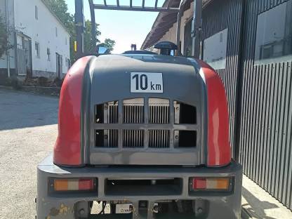 Bild 4:Hoflader F Tech FT-910