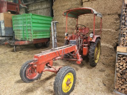 Fortschritt RS 09 Traktor