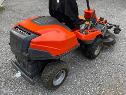 Bild 3:Husqvarna Rider 320 AWD