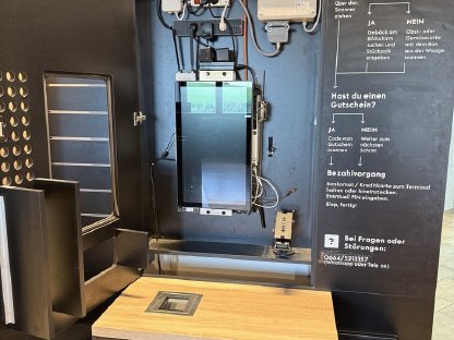 Bild 3:Ackerpay Kassensystem, 3D-Scanner, 1.100 el. Preisschilder