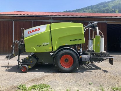 Bild 2:CLAAS Rollant 454 RC Uniwrap