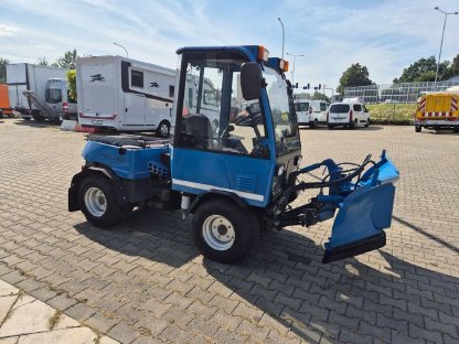 Bild 3:Holder C245 4WD Multifunktionale Kommunalmaschine