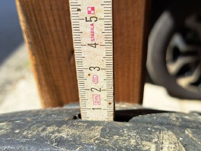 Bild 4:Gebrauchte Reifen