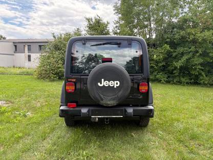 Bild 4:Jeep Wrangler 2,5