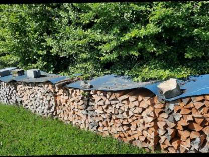 Bild 2:Brennholz Buche