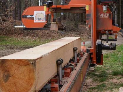 Lohnschnitt mit mobilem Sägewerk