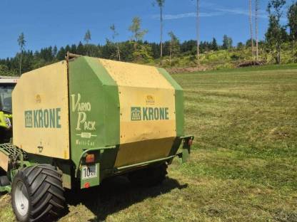 Bild 3:Krone Vario Pack 1500 Rundballenpresse