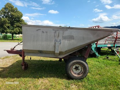 Bild 3:Gebrauchte Landmaschinen Kipper