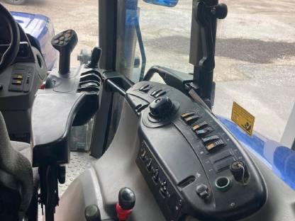 Bild 7:New Holland TVT195 (CVT)