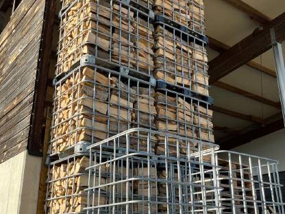 Bild 2:Brennholz Buche