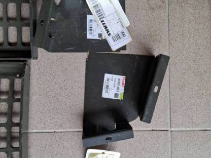 Bild 6:Maissausrüstung Claas Lexion 650