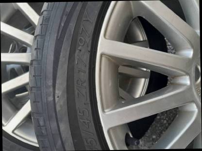 Bild 2:Audi Reifen