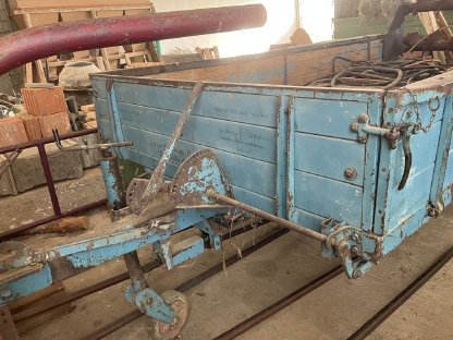 Bild 3:Miststreuer Mengele ES 28