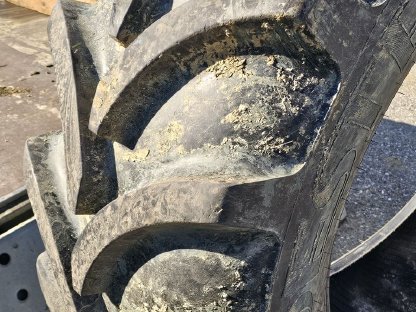 Bild 8:Traktorreifen Vredestein 520/70R38 TRAXION+ 150 D