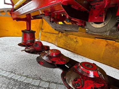 Bild 5:Pöttinger NOVA ALPIN 301T