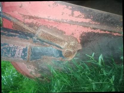 Bild 9:Frontlader Hauer mit el. Entriegelung