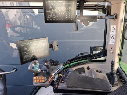 Bild 3:Fendt 718 Vario