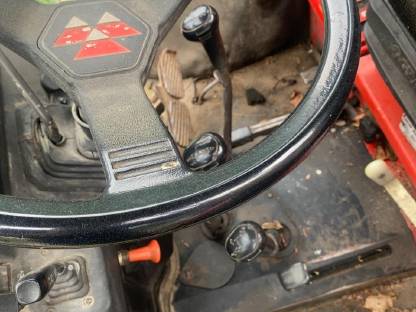 Bild 5:MF 373 Allrad