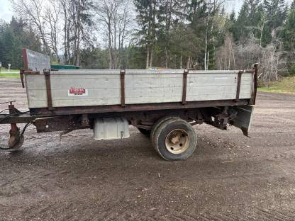 Bild 3:Traktoranhänger