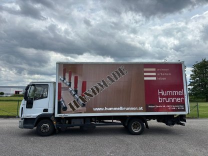 Bild 2:IVECO LKW mit Hebebühne und Kofferaufbau 7,5 t Eurocargo M752
