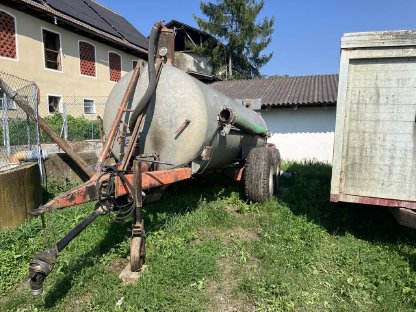 Güllefass Bauer 8.000