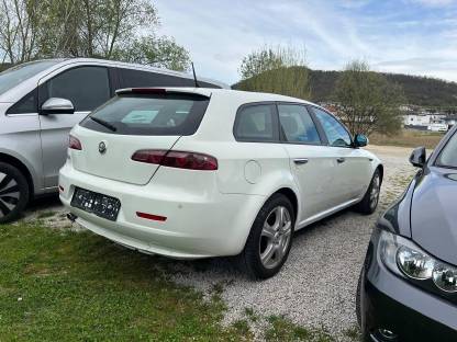 Bild 2:Alfa Romeo 159 JTD 2.0 136 PS
