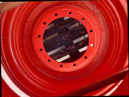 Bild 7:Felgen 23x34 TW23B34 GKN Fendt Claas 12 Loch unbenutzt